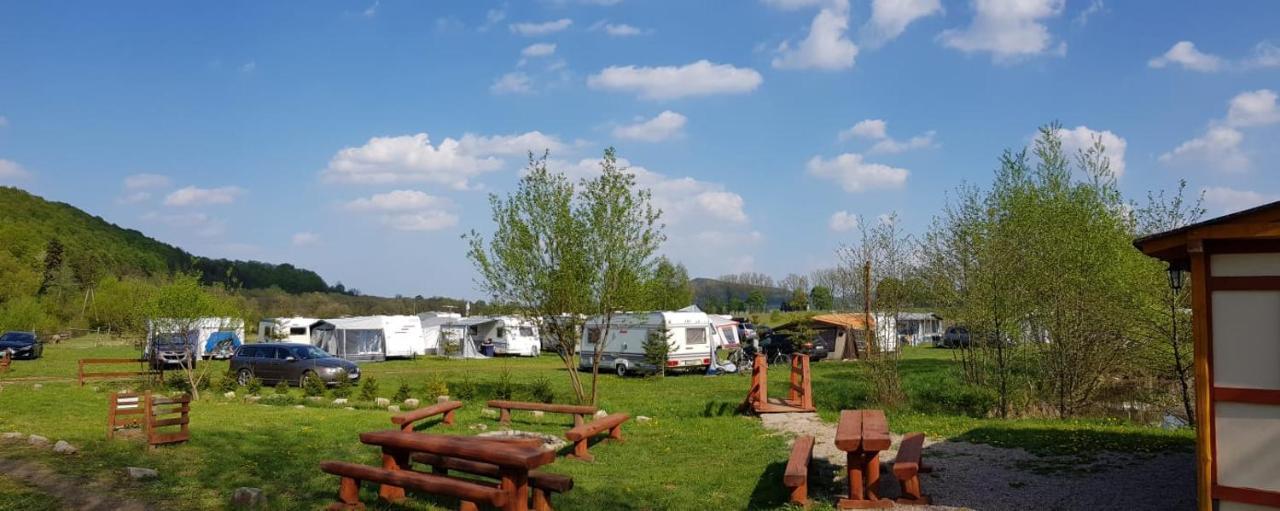 הוילה Camper Park רדקוב מראה חיצוני תמונה